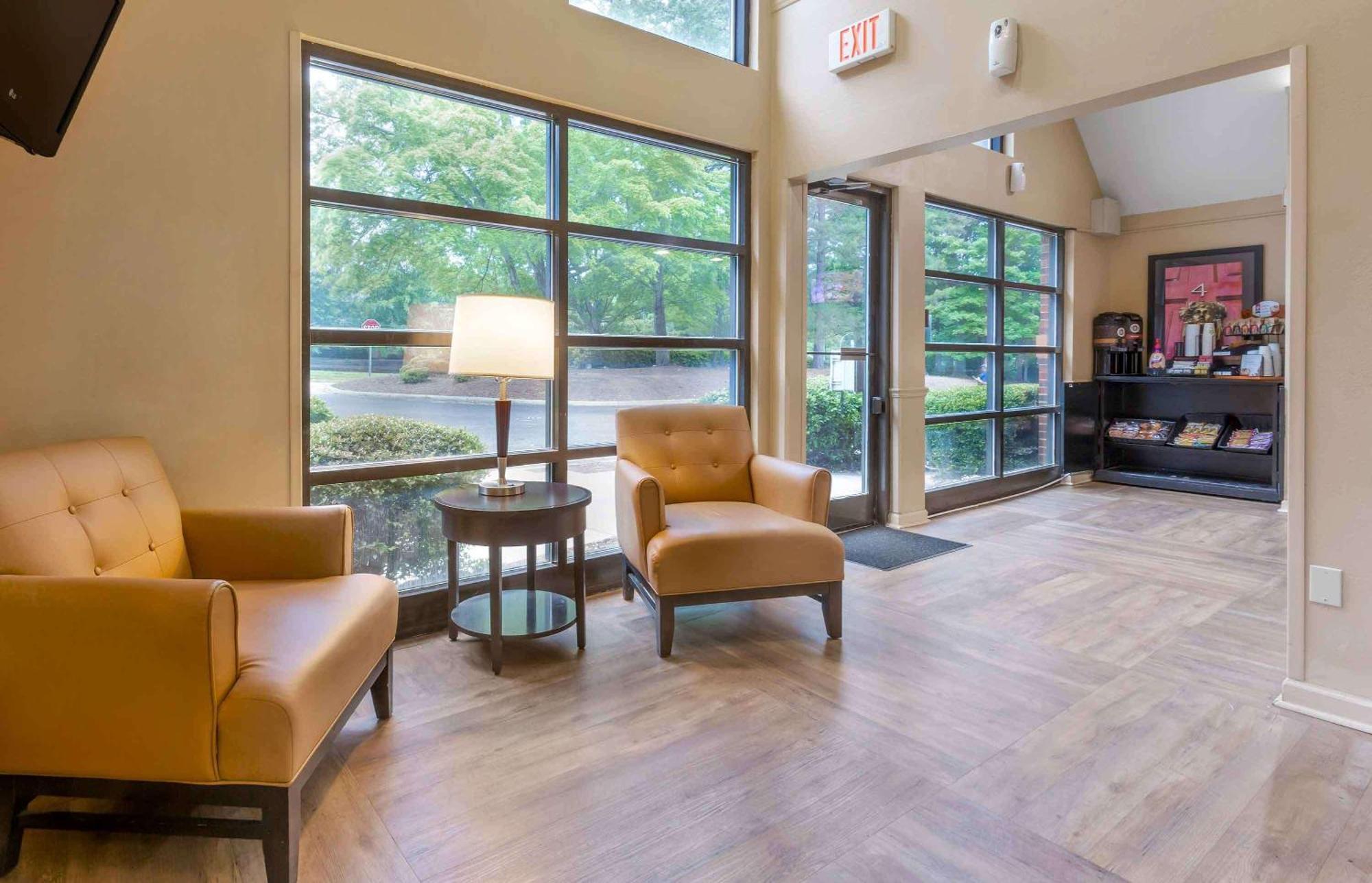 Extended Stay America Suites - Raleigh - Cary - Harrison Ave Экстерьер фото