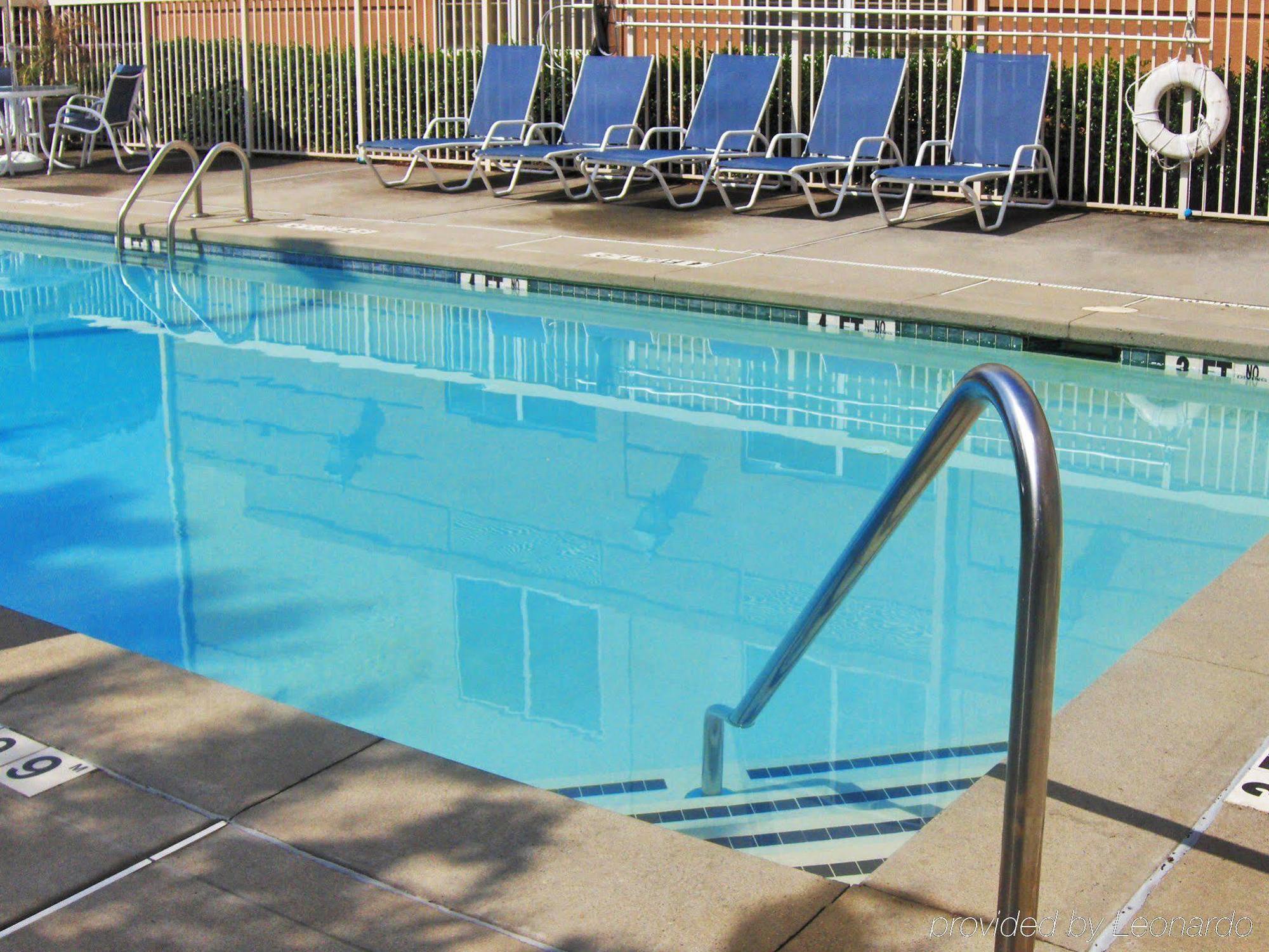 Extended Stay America Suites - Raleigh - Cary - Harrison Ave Экстерьер фото